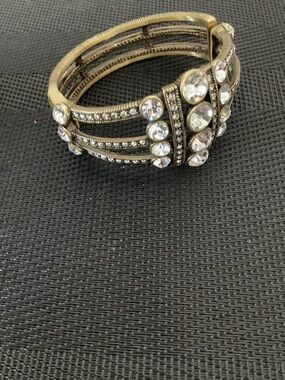 HEIDI DAUS:  Gold Crystal Accent Stackable Women's Bracelet Elegant Statement
